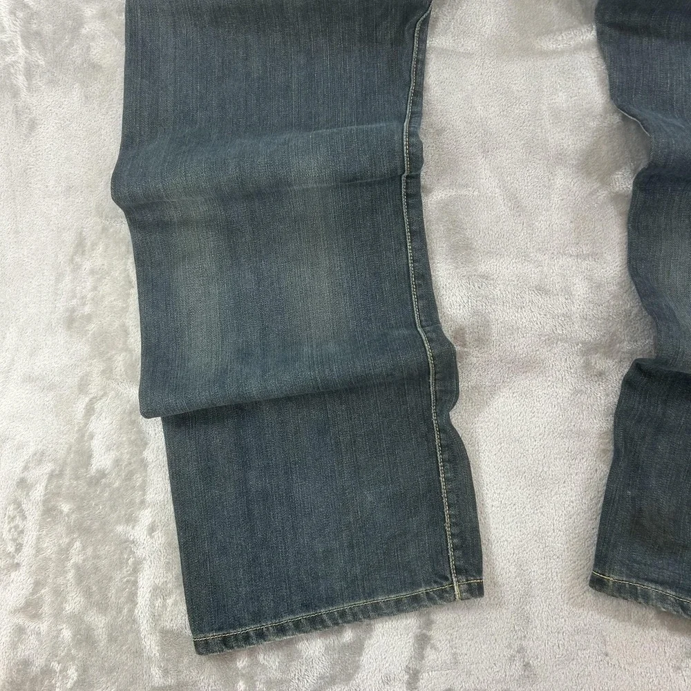 Levis brand levi